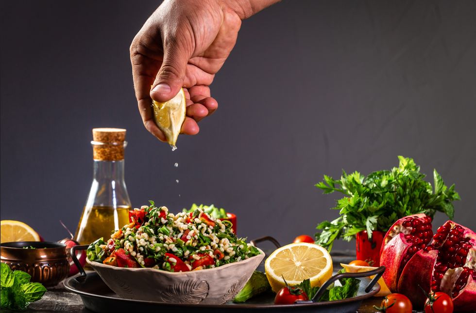 Libanon od moře do hor: tabbouleh, bylinky a večer u Středozemního moře