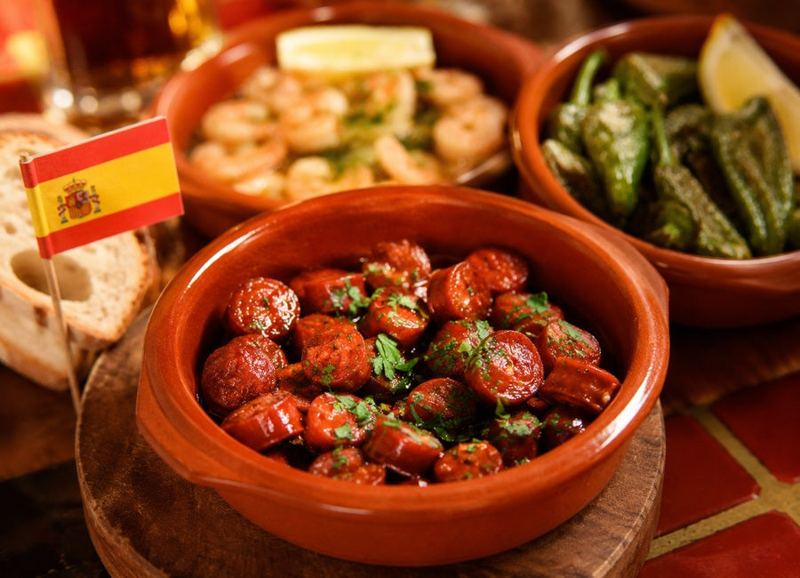 3 španělské tapas: krevety, chorizo a Padrón
