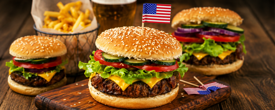 Americký grilovaný hamburger