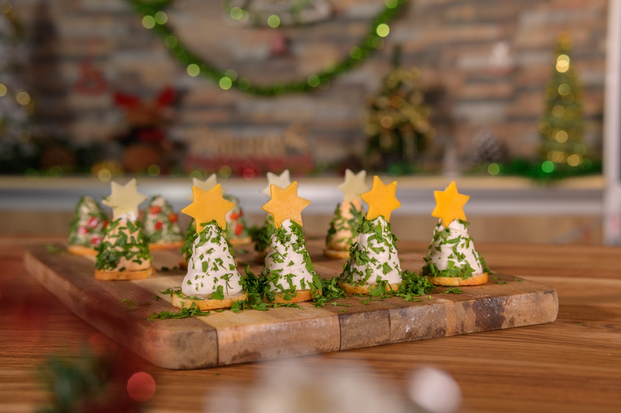 Slaná vosí hnízda 3× jinak – feta, Obatzda a uzený losos - detail 2