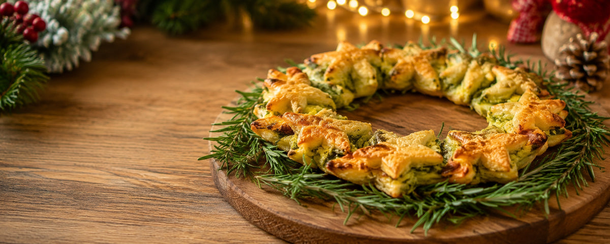 Jedlý vánoční věnec z pesto hvězd – zelené a červené pesto