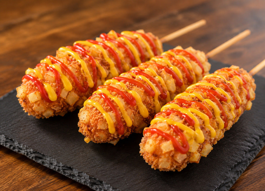 Street food: korejské corn dogy s bramborovou krustou
