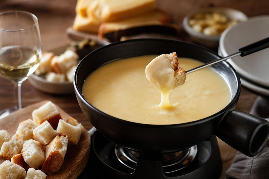 Švýcarské sýrové fondue