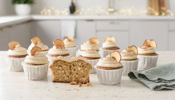 Vánoční jablečné cupcakes s javorovým krémem