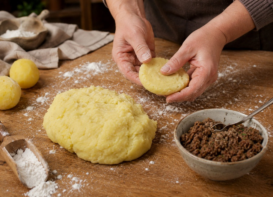 Rakouské Hascheeknödel – plněné bramborové knedlíky